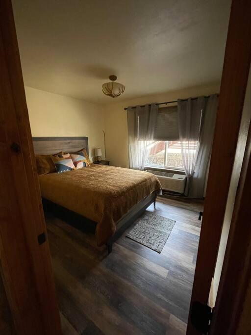 Parkway Yellowstone Guest House Apartment #3 Gardiner Dış mekan fotoğraf