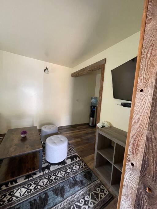 Parkway Yellowstone Guest House Apartment #3 Gardiner Dış mekan fotoğraf